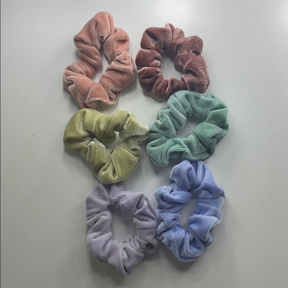 Brandy Melville Velvet Scrunchies